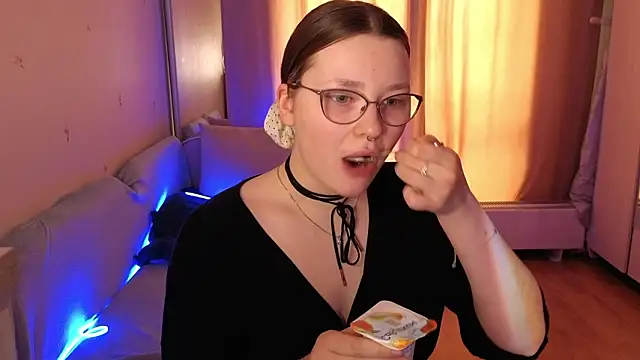 milliedoll online show from 03-06-26, 05:46