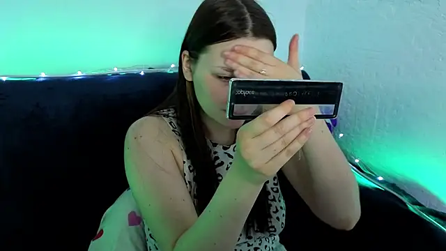 milliedoll online show from 09-24-25, 08:32