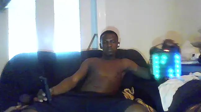 Snapshot of Justusual444 chatting on 03-10-25, 12:28 Justusual444 online show from 03-10-25, 12:28