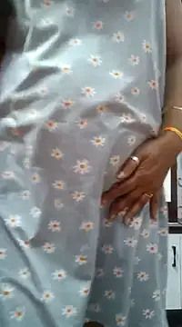 Snapshot of IND9876 chatting on 02-25-25, 05:19 IND9876 online show from 02-25-25, 05:19