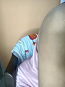 Snapshot of IND9876 chatting on 03-17-25, 01:57 IND9876 online show from 03-17-25, 01:57