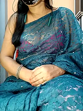 Snapshot of IND9876 chatting on 02-28-25, 06:10 IND9876 online show from 02-28-25, 06:10