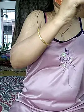 Snapshot of IND9876 chatting on 03-14-25, 02:10 IND9876 online show from 03-14-25, 02:10