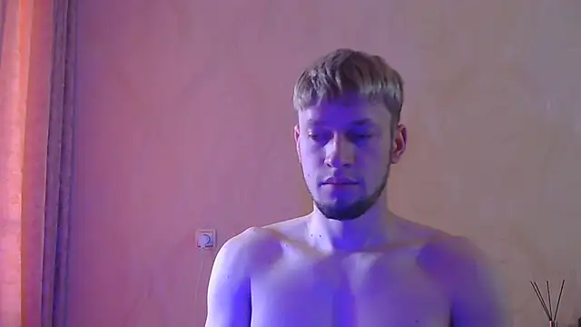 Snapshot of frama666 chatting on 06-26-26, 11:16 frama666 online show from 06-26-26, 11:16