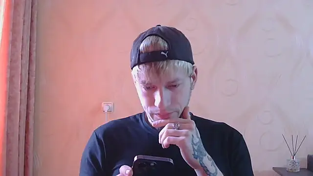 frama666 online show from 05-02-26, 10:42