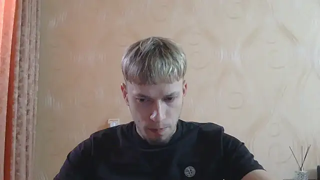 Snapshot of frama666 chatting on 06-14-26, 11:55 frama666 online show from 06-14-26, 11:55
