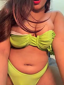 Snapshot of isha_sassy chatting on 02-06-26, 07:21 isha sassy online show from 02-06-26, 07:21