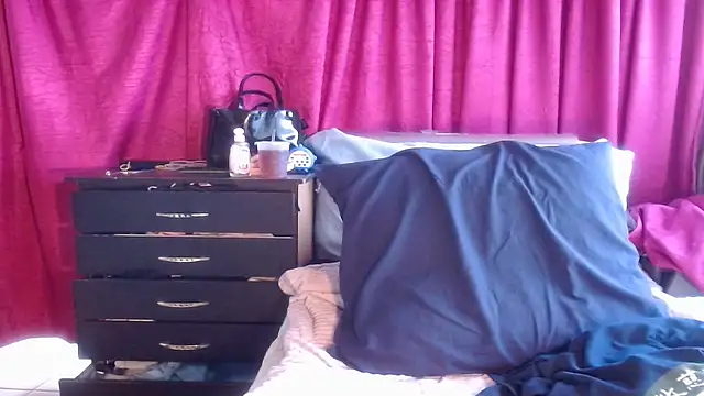 xxTatiannaxx online show from 11-19-25, 03:12