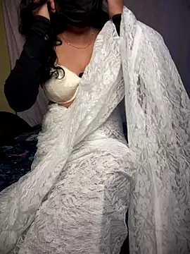 Mahi-Rahul online show from 10-31-25, 07:05