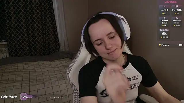 Luna Loveee online show from 03-02-26, 04:02