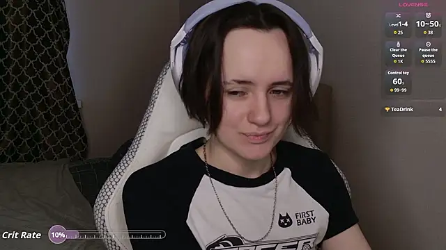 Luna Loveee online show from 03-07-26, 04:08