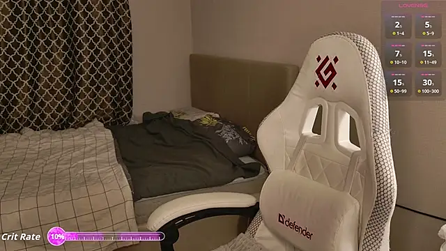 Luna Loveee online show from 12-04-25, 04:33