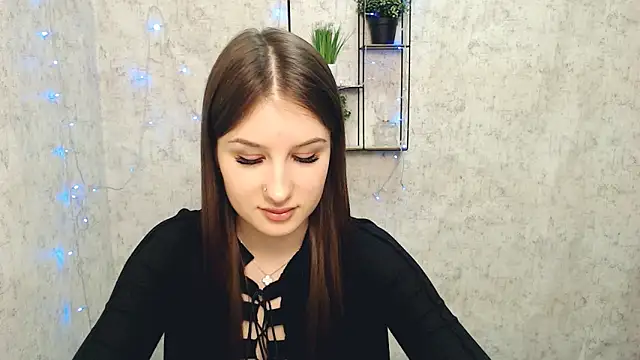 Snapshot of _MiaAngell chatting on 02-20-25, 02:57 MiaAngell online show from 02-20-25, 02:57