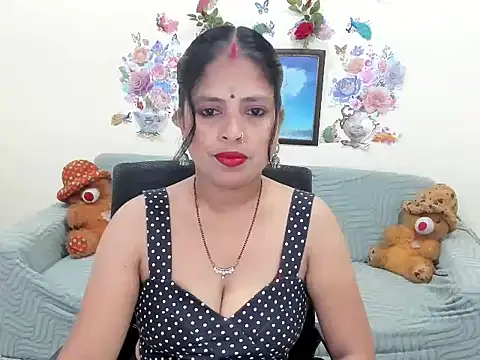 leahgotiii online show from 05-10-26, 03:10