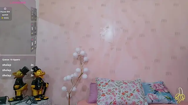 innocenthazel online show from 04-29-26, 02:49