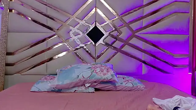 innocenthazel online show from 04-04-26, 03:02