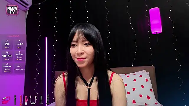 miyakimi0101 online show from 04-24-26, 12:56