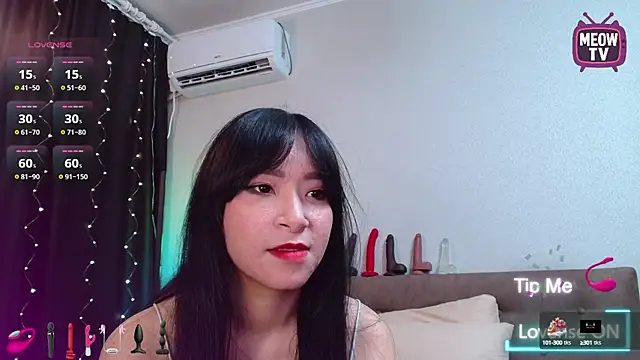 miyakimi0101 online show from 09-29-25, 12:39