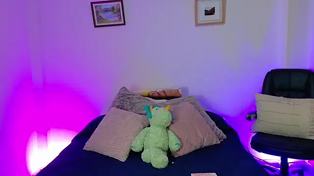 AliceDmarco online show from 09-25-25, 11:22