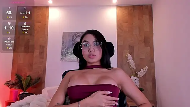 Lucia Brown  online show from 05-29-26, 03:01