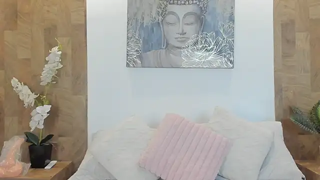 Lucia Brown  online show from 06-09-26, 09:49