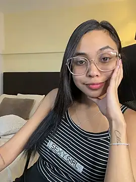 Lucia Brown  online show from 07-09-26, 09:47