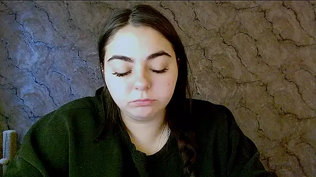 kitsune 8 online show from 10-20-25, 04:58