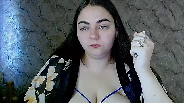 kitsune 8 online show from 09-15-25, 12:27