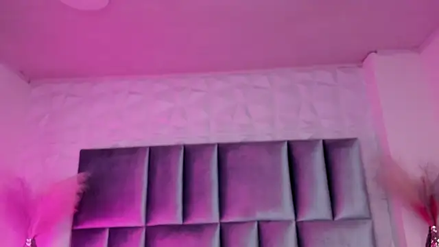 Selene bennet online show from 03-31-26, 03:52