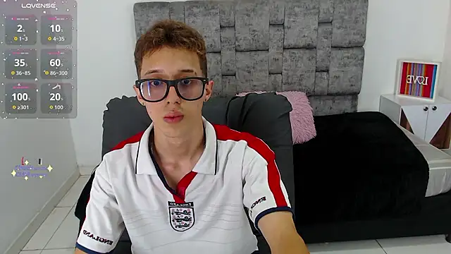 skinny bigcock02 online show from 02-23-26, 09:04