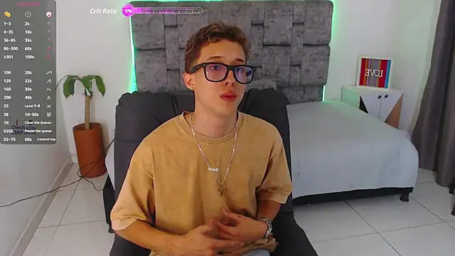 skinny bigcock02 online show from 01-06-26, 09:08