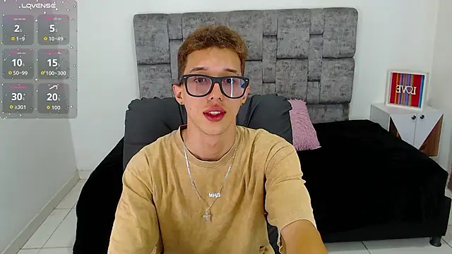 skinny bigcock02 online show from 02-25-26, 09:36