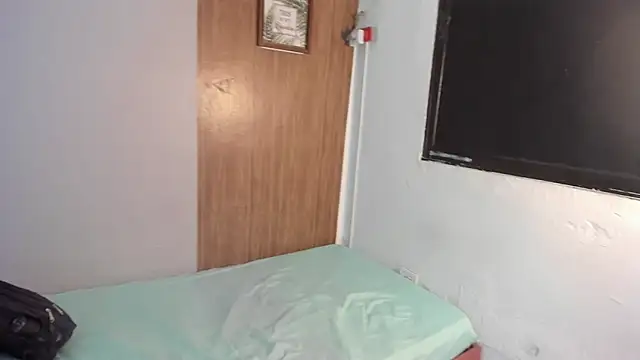 couple hotfox online show from 02-27-26, 12:44