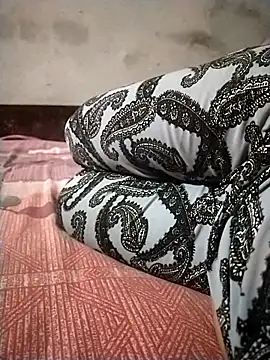 sharnjit299 online show from 10-22-25, 05:12