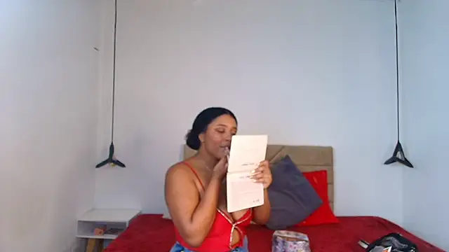 Snapshot of Natasha_rose__ chatting on 06-12-26, 07:33 Natasha rose online show from 06-12-26, 07:33