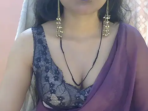 Cute Pihu01 online show from 06-24-26, 08:17