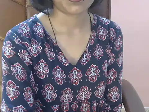 Cute Pihu01 online show from 03-23-26, 08:41