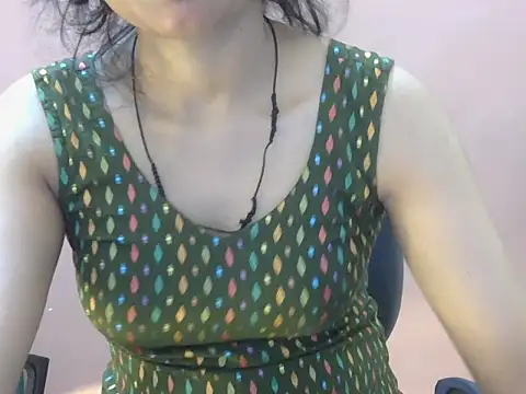 Cute Pihu01 online show from 02-15-26, 07:24