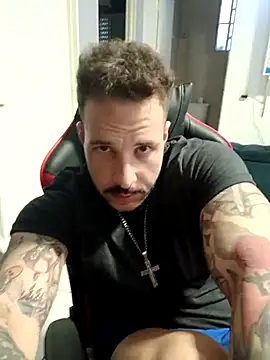 Snapshot of diroseno chatting on 02-19-25, 07:48 diroseno online show from 02-19-25, 07:48