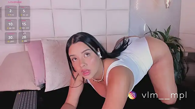 Keyla lage online show from 04-30-26, 08:57