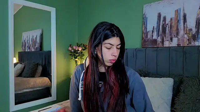 Cassie bloom online show from 04-02-26, 08:37
