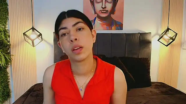 Cassie bloom online show from 12-22-25, 08:20