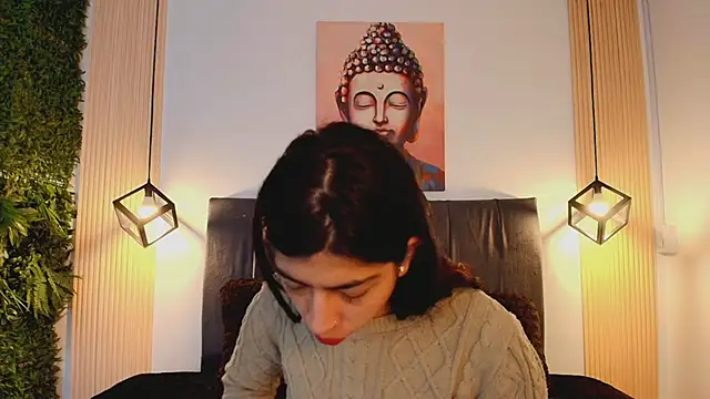 Cassie bloom online show from 12-19-25, 08:11