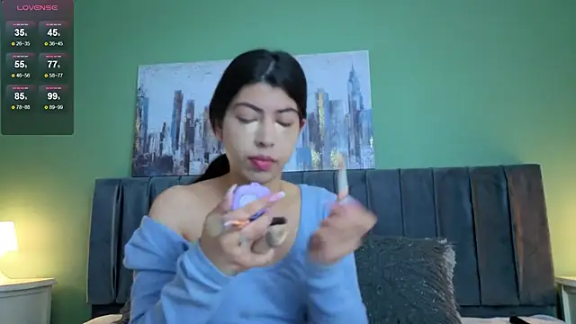 Cassie bloom online show from 03-28-26, 03:40