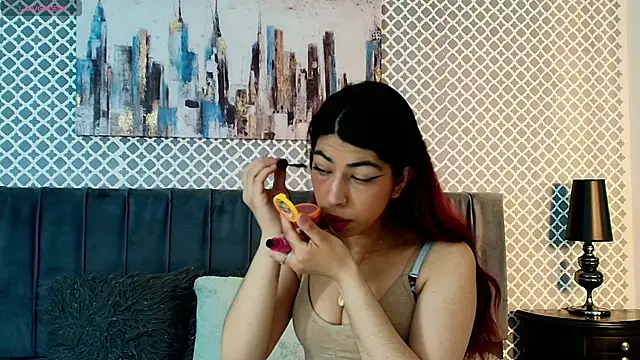 Cassie bloom online show from 09-30-25, 03:23