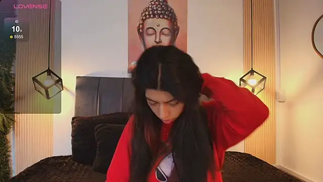 Cassie bloom online show from 12-13-25, 08:04