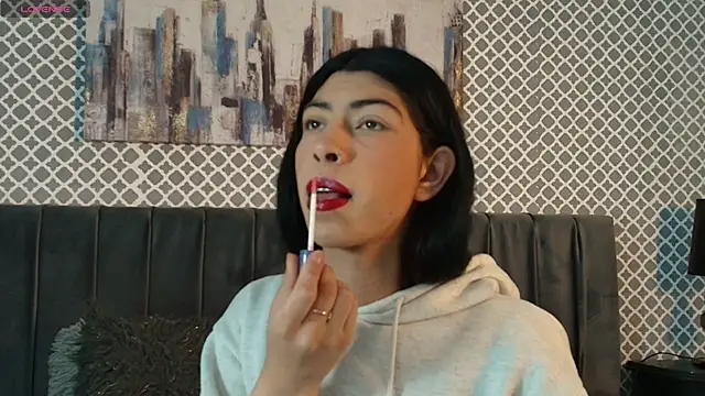 Cassie bloom online show from 10-16-25, 03:15