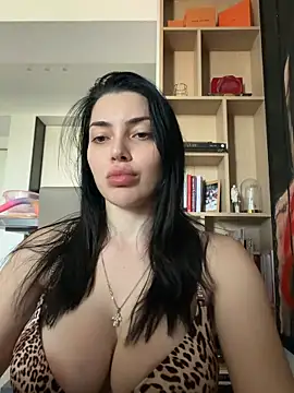 Mia Splash online show from 05-06-26, 11:25