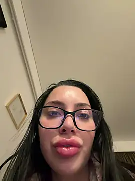 Mia Splash online show from 02-02-26, 10:20