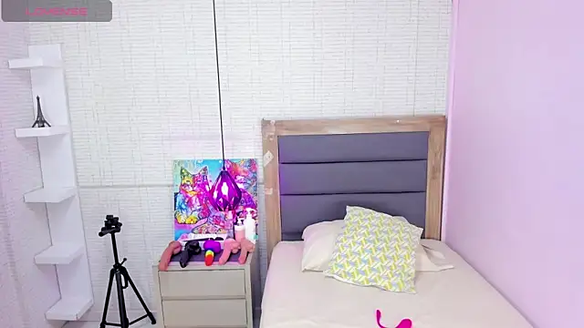 MEGANZARICK online show from 05-19-26, 11:01